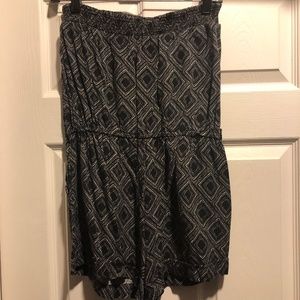 Strapless romper